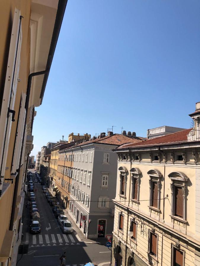 Apartament Le Maldobrie Triest Zewnętrze zdjęcie